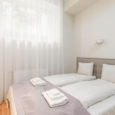 Apartment Dandelion Stabu