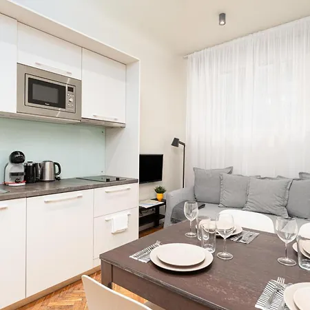 Dandelion Stabu リガ