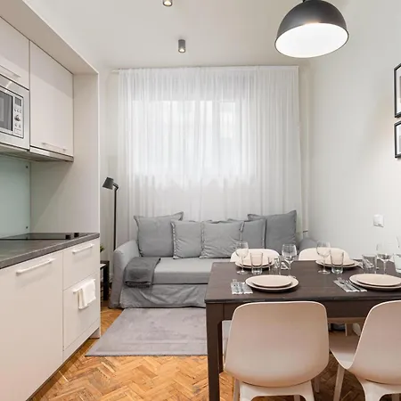 Dandelion Stabu リガ